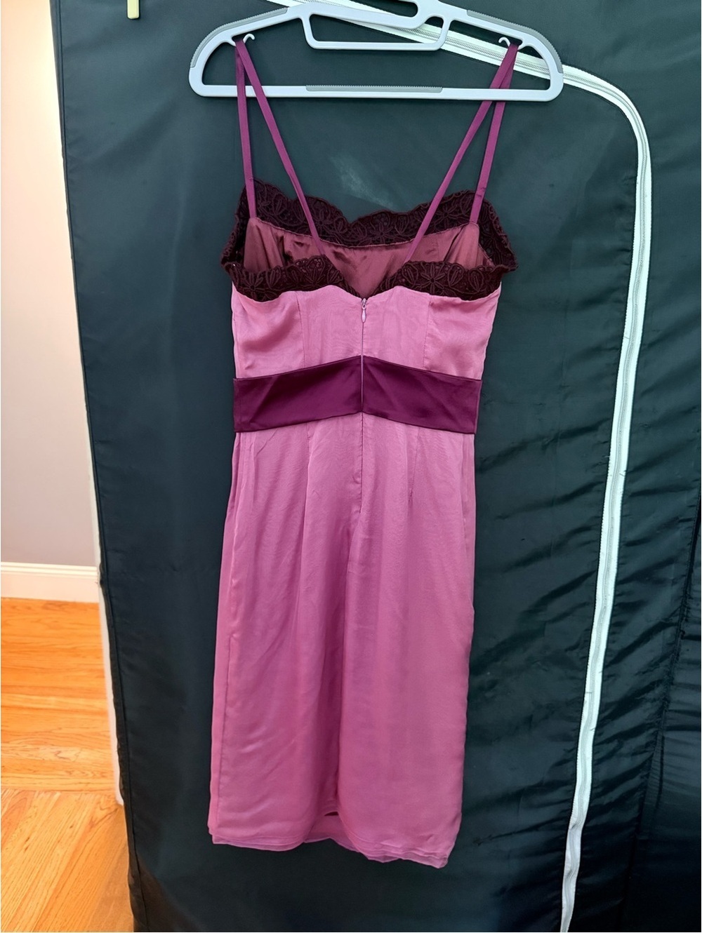 DOLCE & GABBANA Vintage Lace-Trim Silk Sheath Dress - Pink - IT 38 - Picture 4 of 9